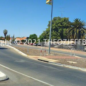 ROzCh92-70 | Travelling Around Australia with Jeff Banks