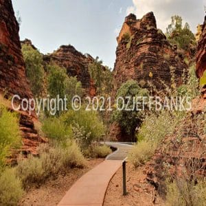 HWGACh71-125R | Travelling Around Australia with Jeff Banks