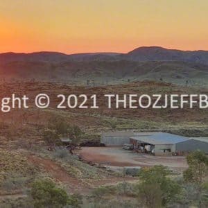 HWGACh100-81S | Travelling Around Australia with Jeff Banks